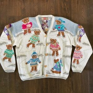 Vintage Cardigan Bay Hand Knit Bear Christmas Winter Button Cardigan Sweater